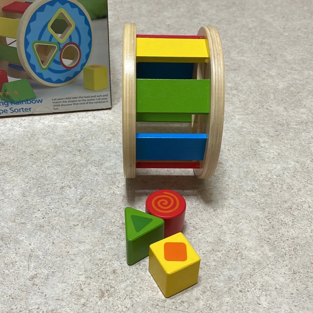 J’ADORE ROLLING RAINBOW WOODEN SHAPE SORTER